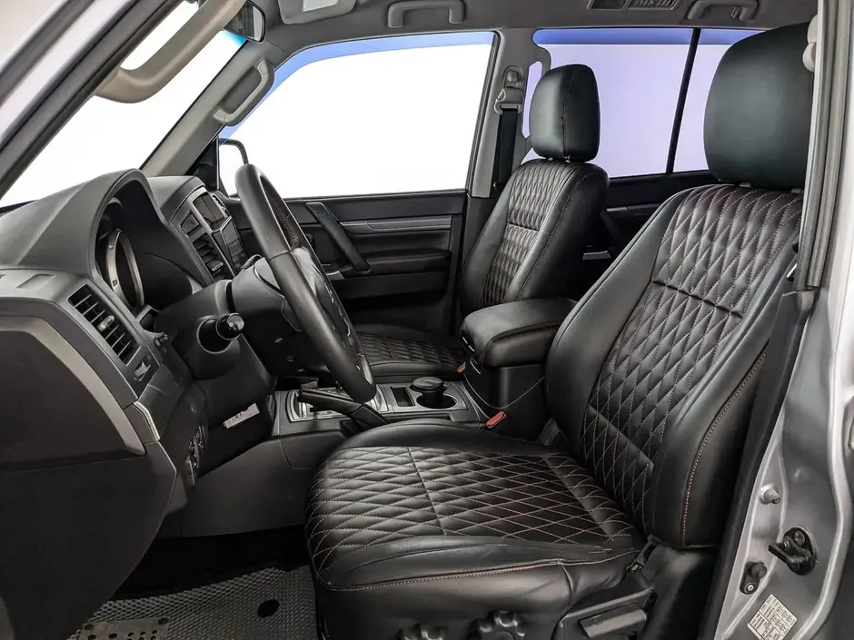Mitsubishi Pajero, 2011 г.