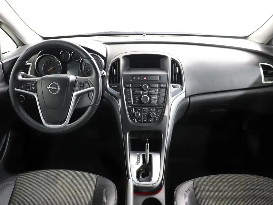 Opel Astra, 2014 г.