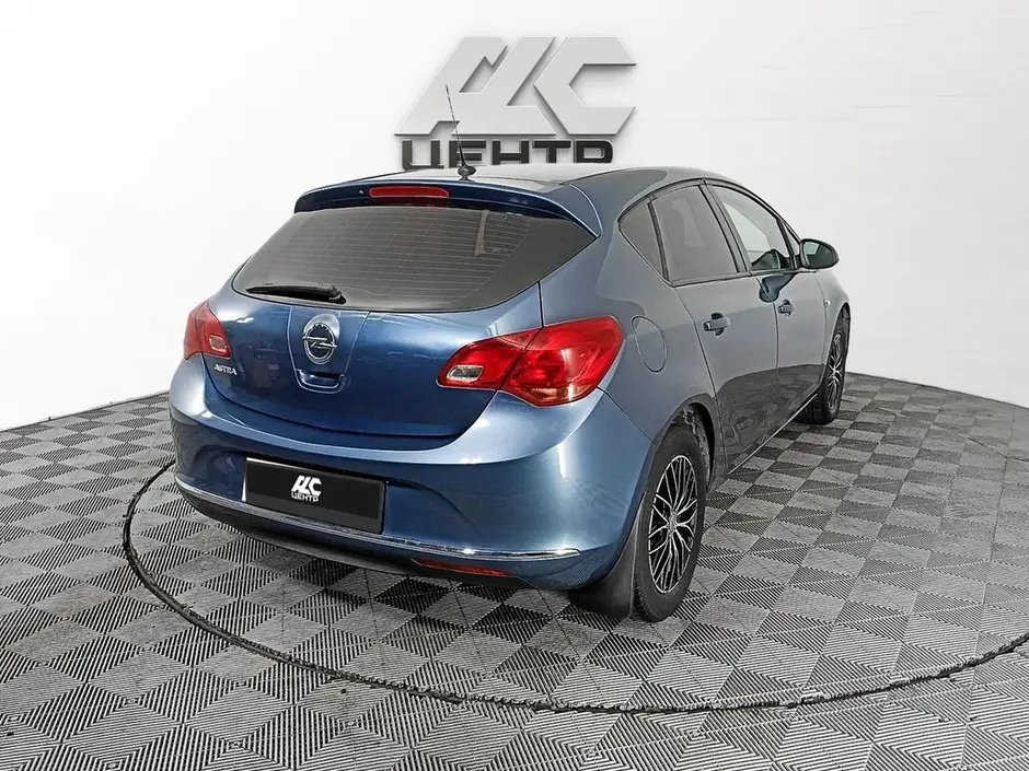 Opel Astra, 2012 г.