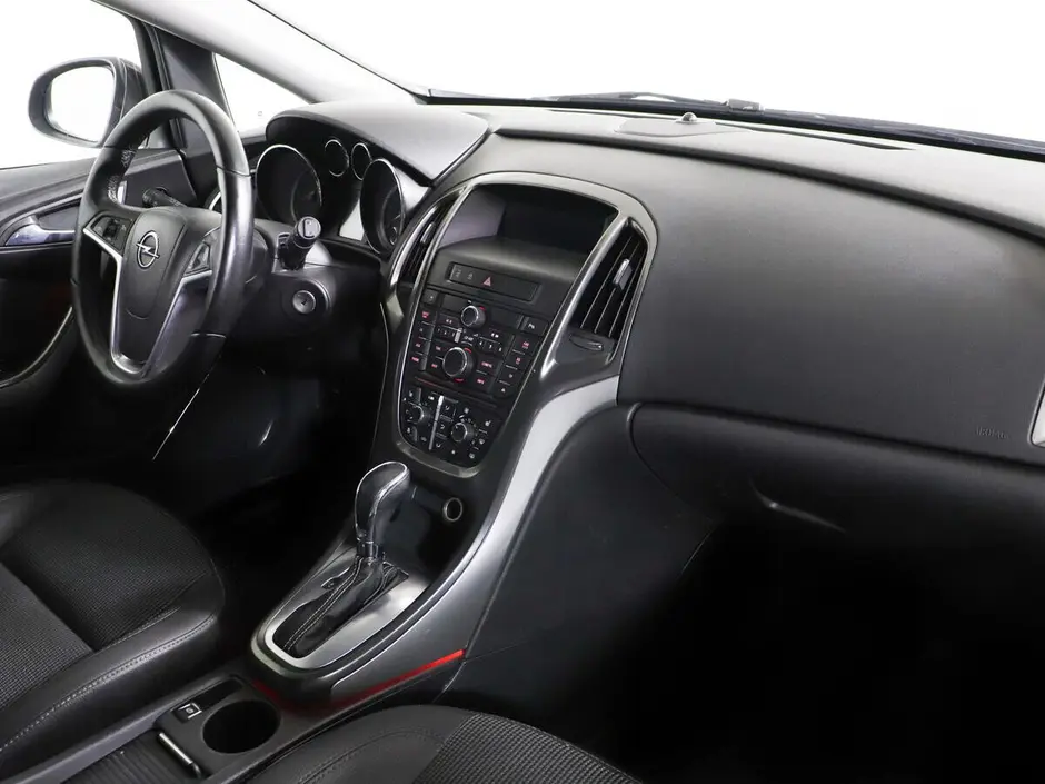 Opel Astra, 2012 г.