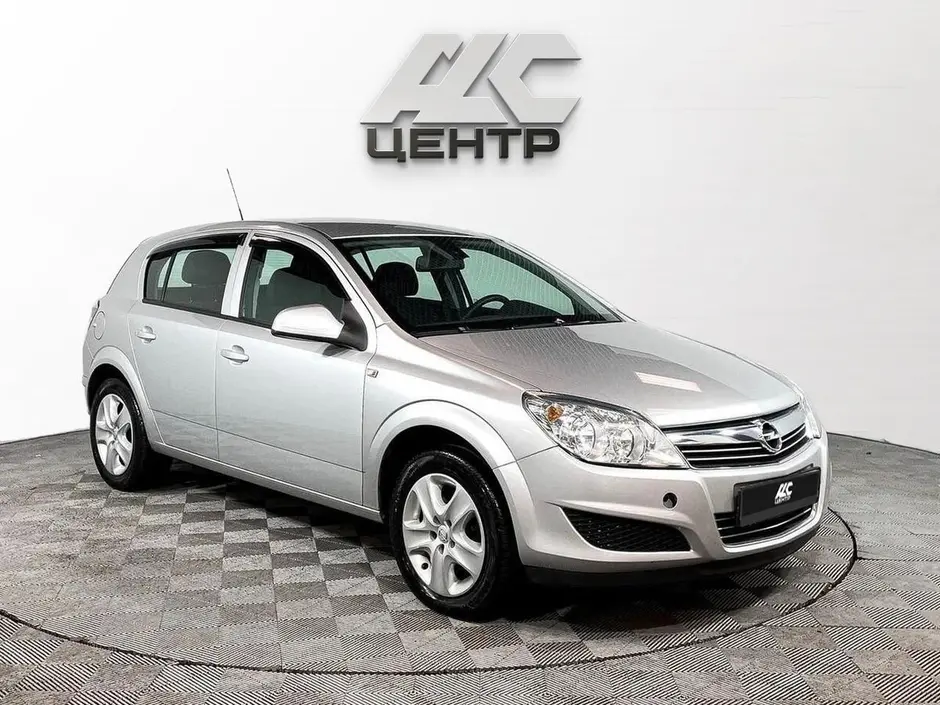 Opel Astra, 2012 г.