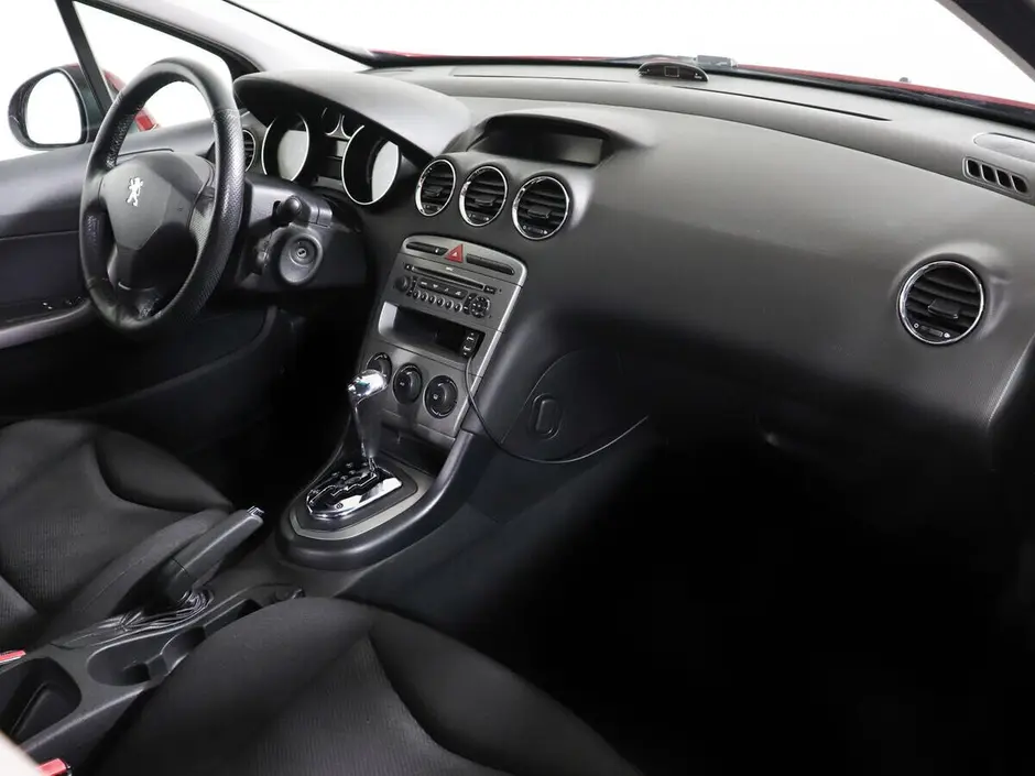 Peugeot 308, 2011 г.