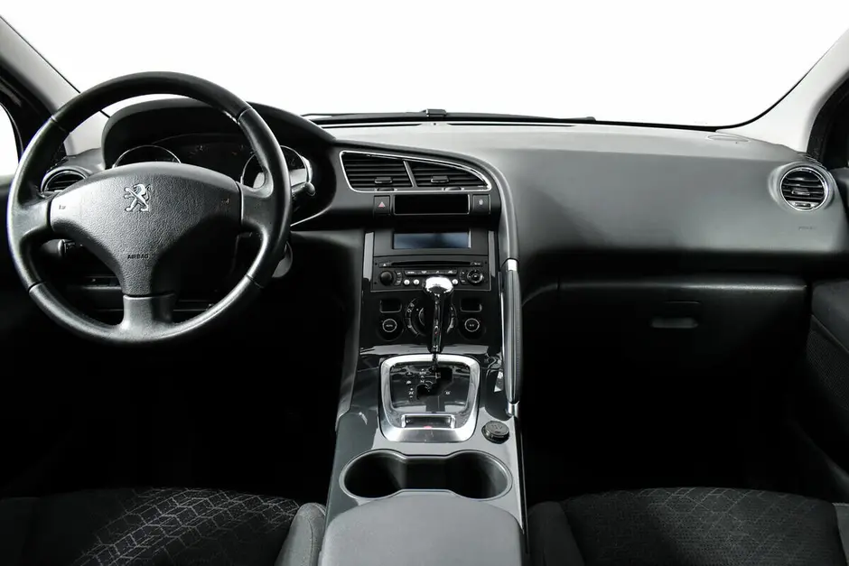 Peugeot 3008, 2014 г.