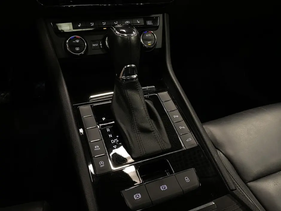 Skoda Superb, 2015 г.
