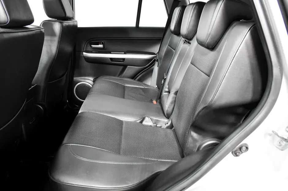 Suzuki Grand Vitara, 2010 г.