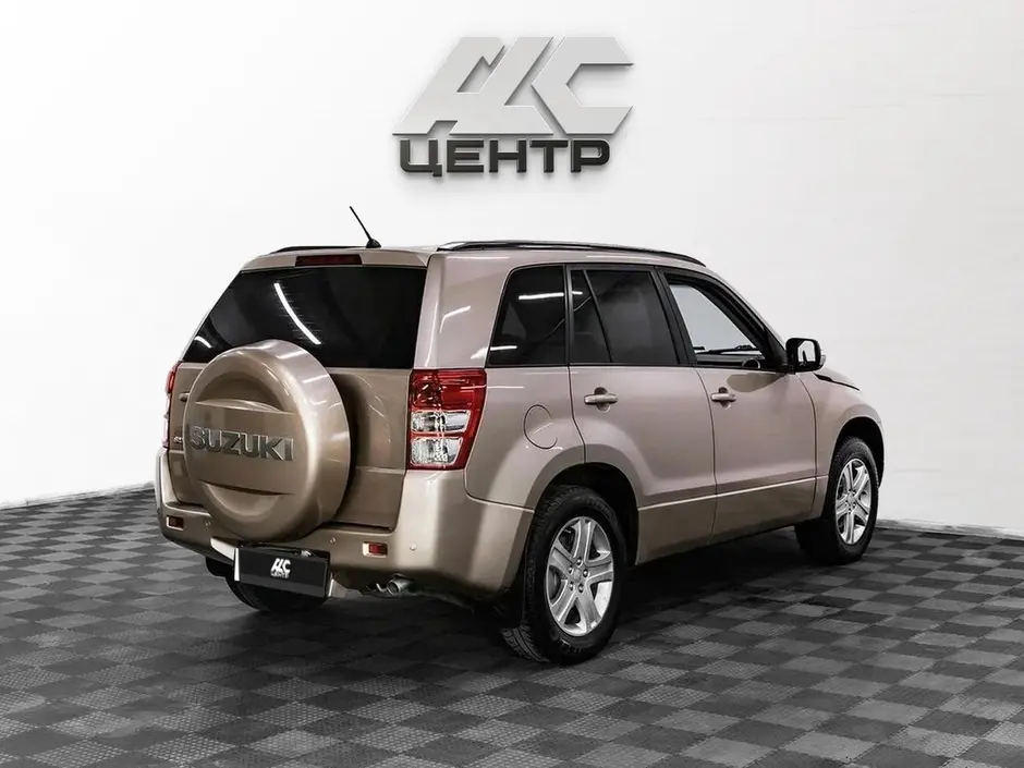 Suzuki Grand Vitara, 2010 г.
