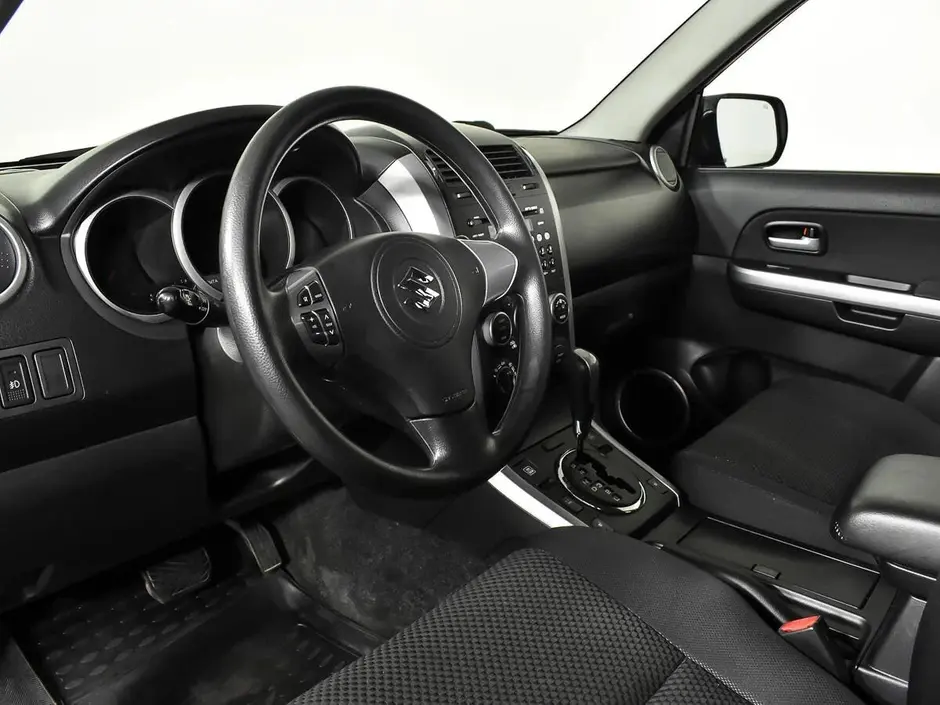 Suzuki Grand Vitara, 2010 г.