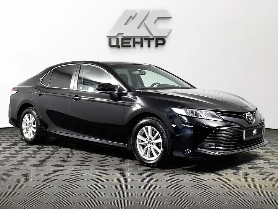 Toyota Camry, 2019 г.