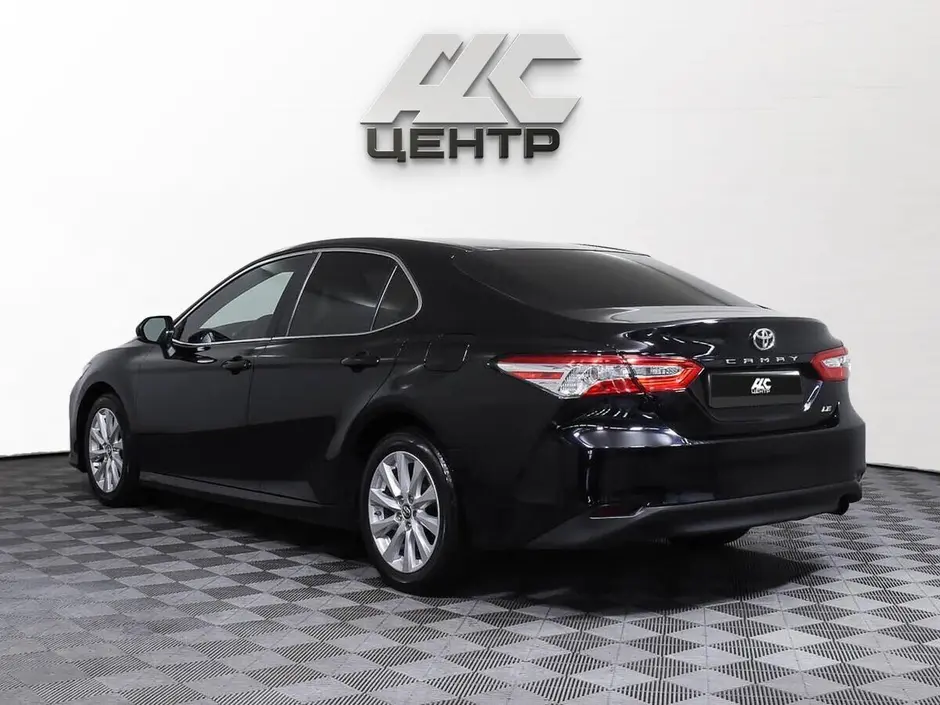 Toyota Camry, 2017 г.