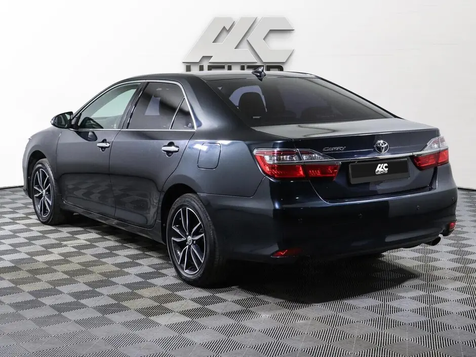 Toyota Camry, 2017 г.