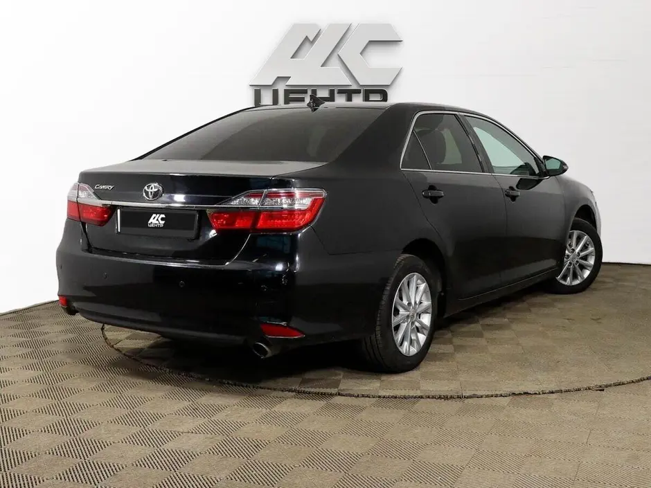 Toyota Camry, 2018 г.