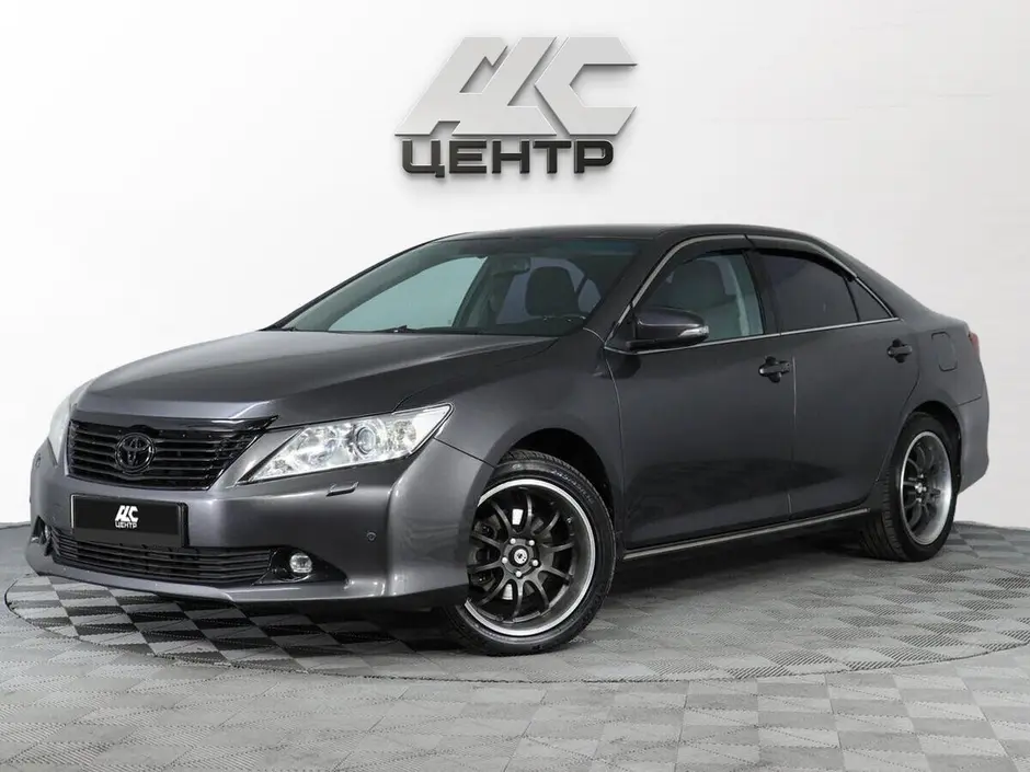 Toyota Camry, 2012 г.
