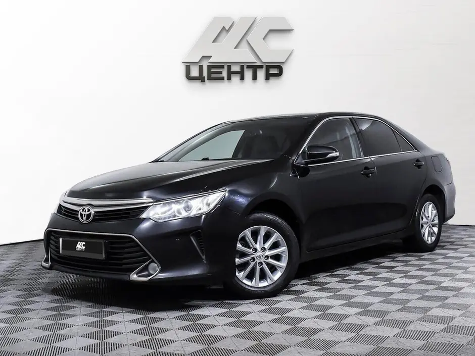 Toyota Camry, 2016 г.