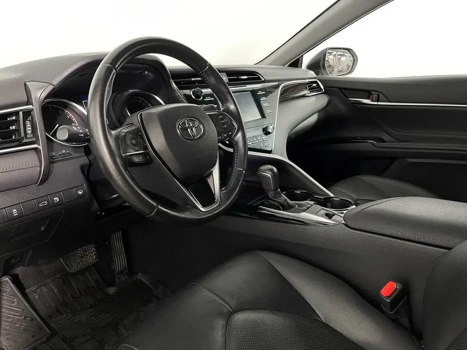 Toyota Camry, 2018 г.
