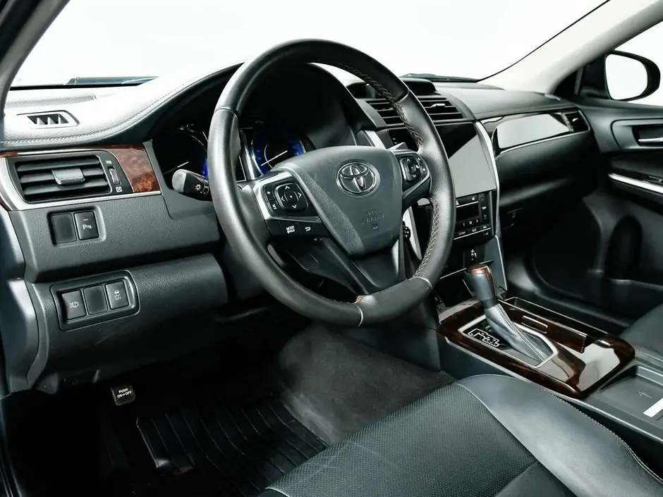 Toyota Camry, 2016 г.