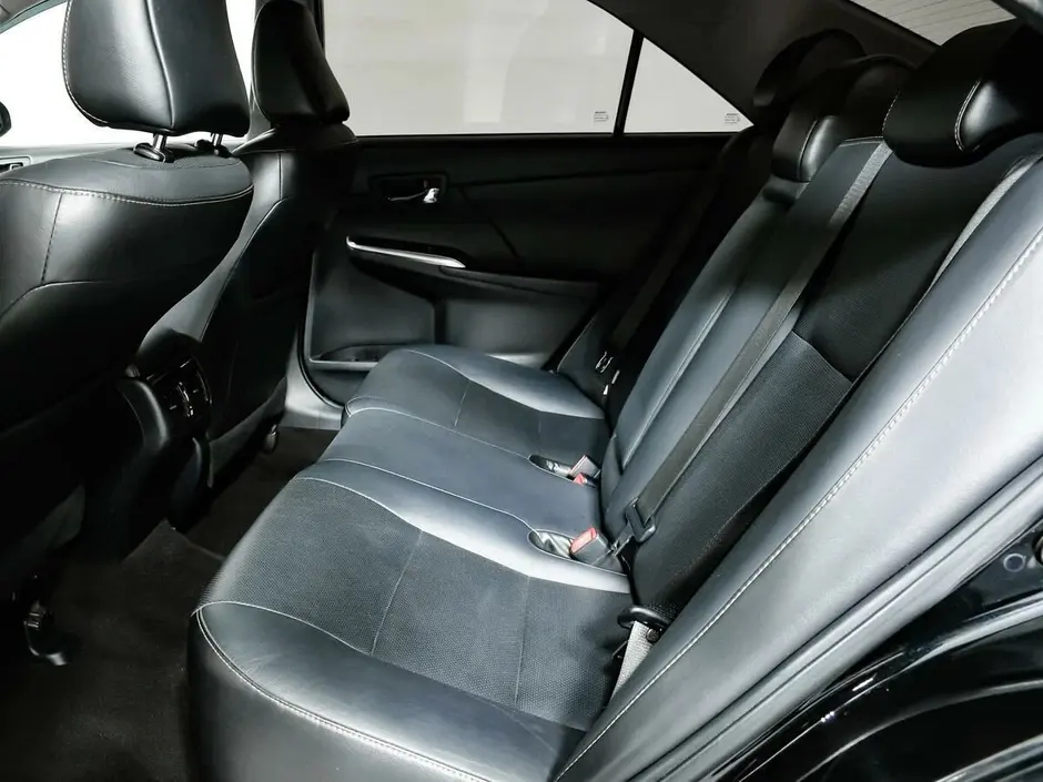 Toyota Camry, 2016 г.