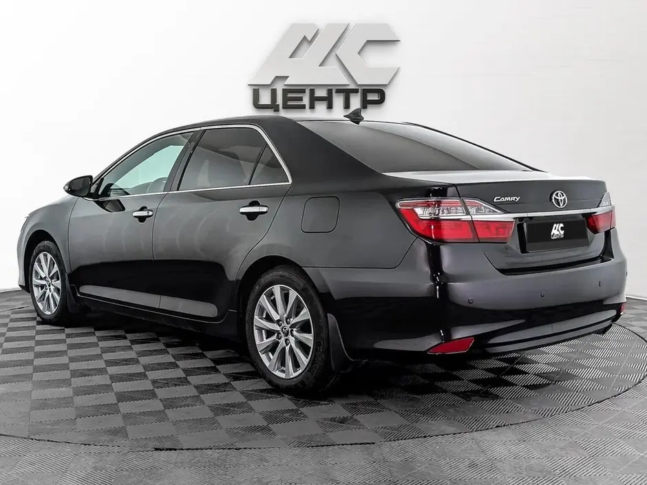 Toyota Camry, 2017 г.