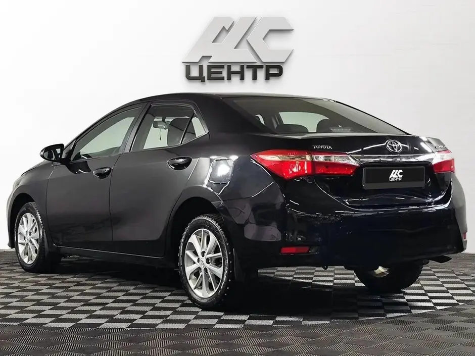 Toyota Corolla, 2015 г.