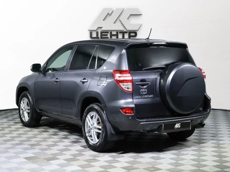 Toyota RAV4, 2010 г.
