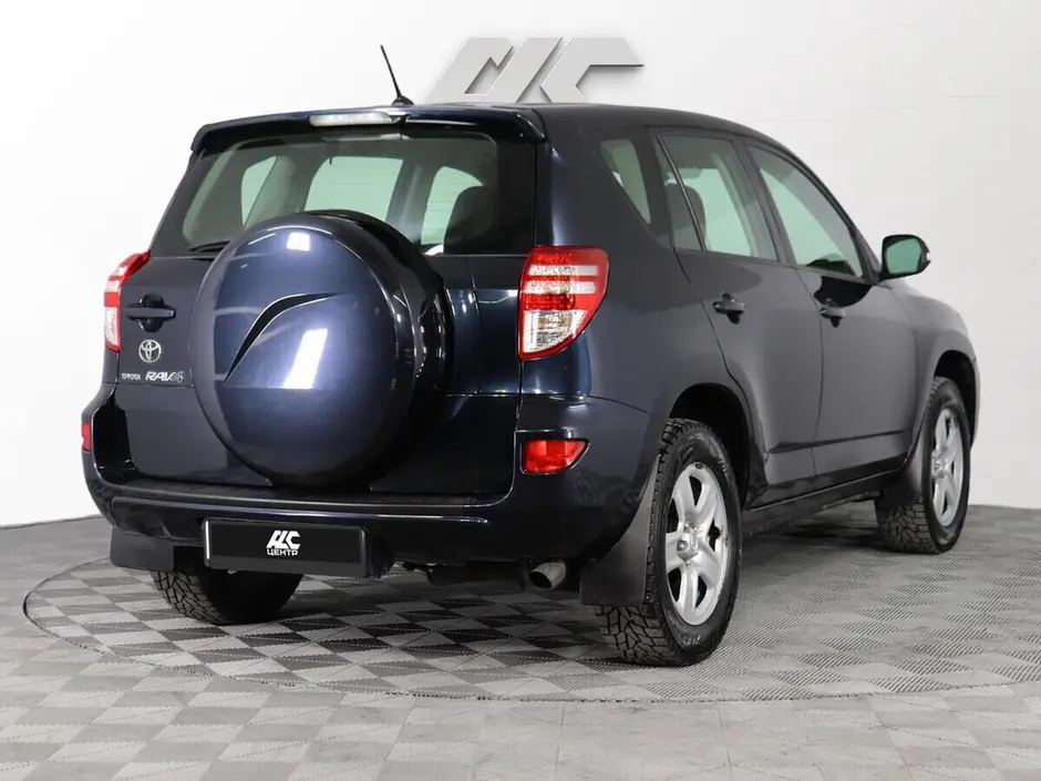 Toyota RAV4, 2011 г.