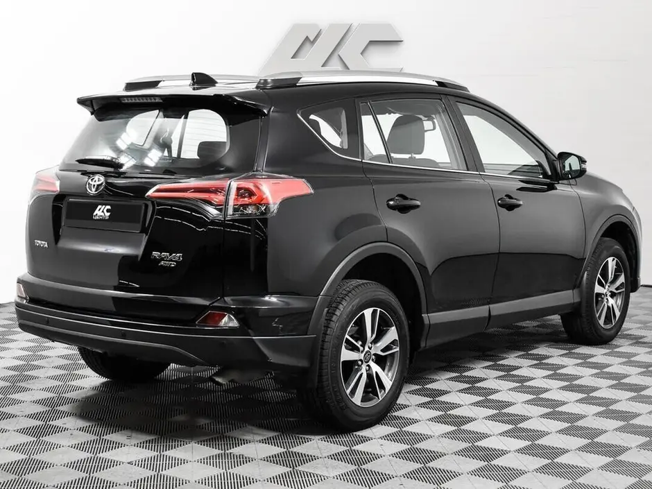 Toyota RAV4, 2018 г.