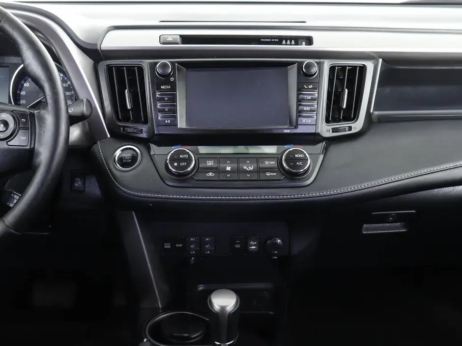 Toyota RAV4, 2018 г.