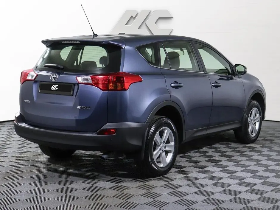Toyota RAV4, 2013 г.