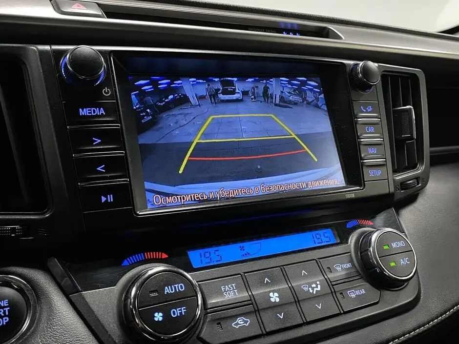 Toyota RAV4, 2017 г.