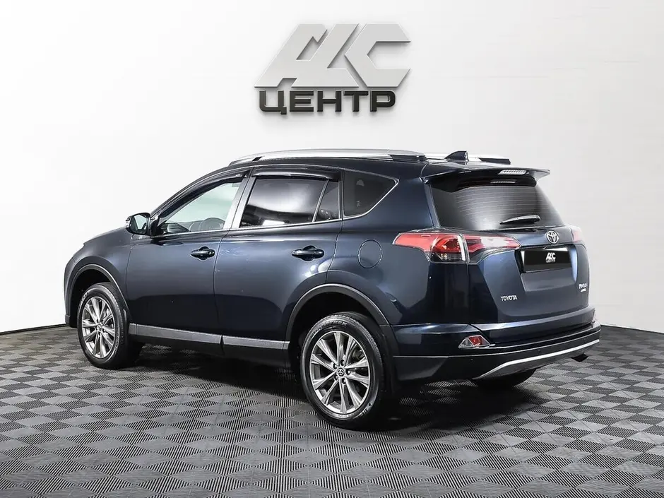 Toyota RAV4, 2017 г.