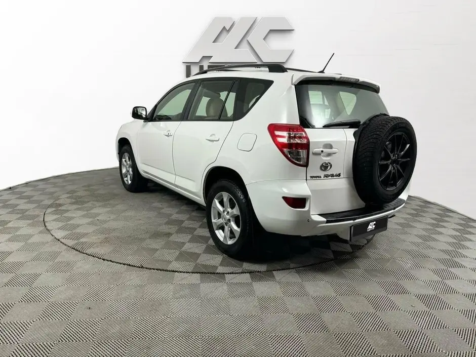 Toyota RAV4, 2012 г.