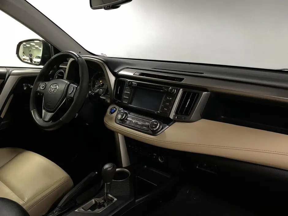 Toyota RAV4, 2014 г.