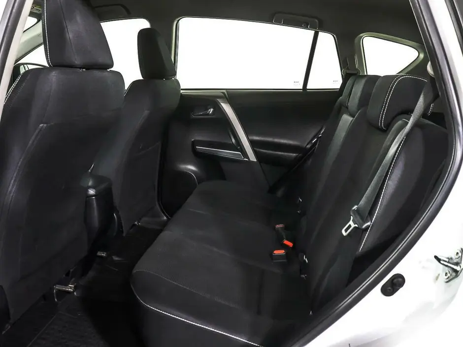 Toyota RAV4, 2016 г.