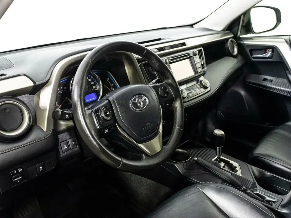 Toyota RAV4, 2013 г.