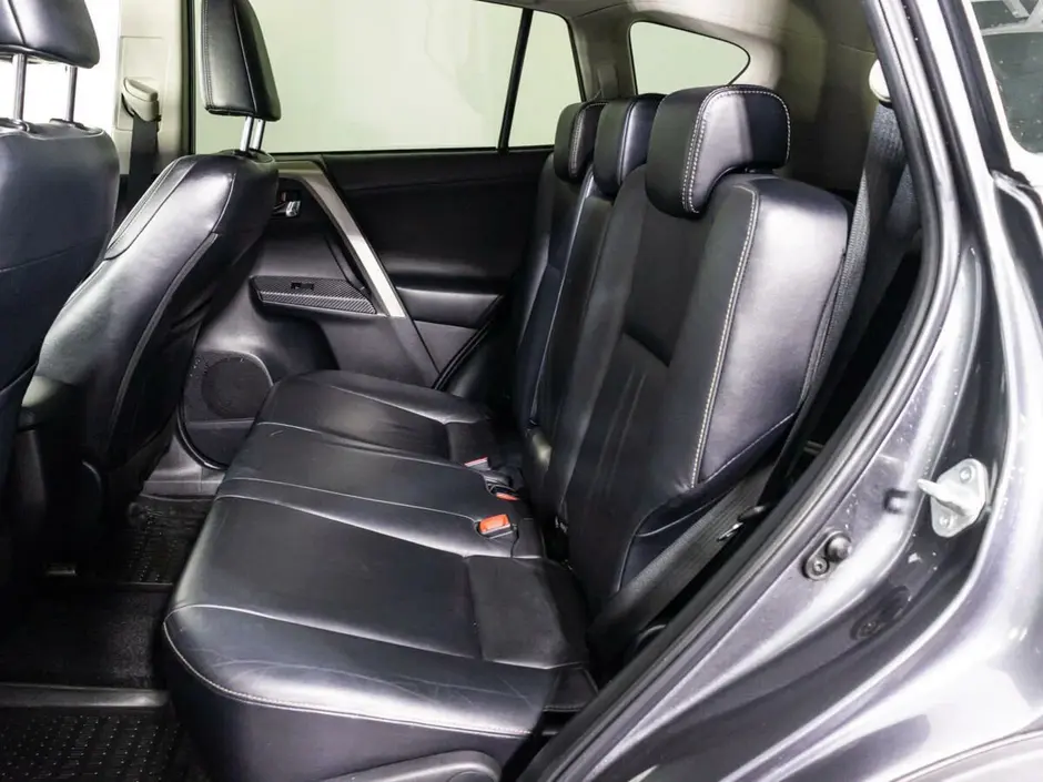 Toyota RAV4, 2013 г.