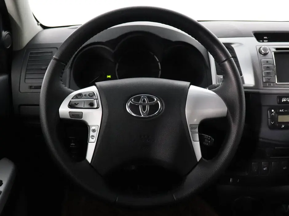 Toyota Hilux, 2014 г.