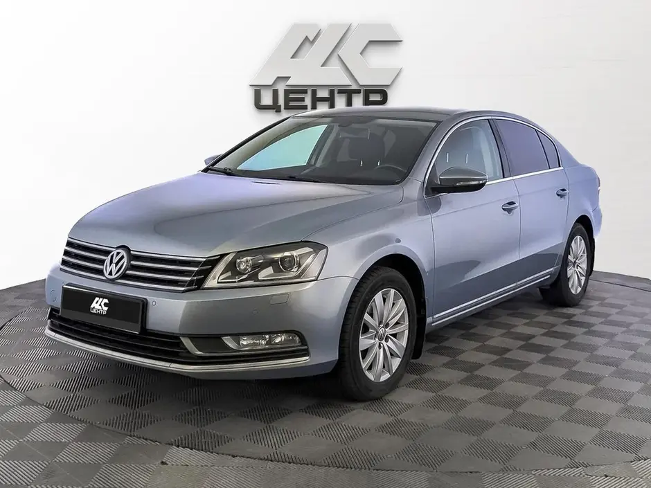 Volkswagen Passat, 2012 г.