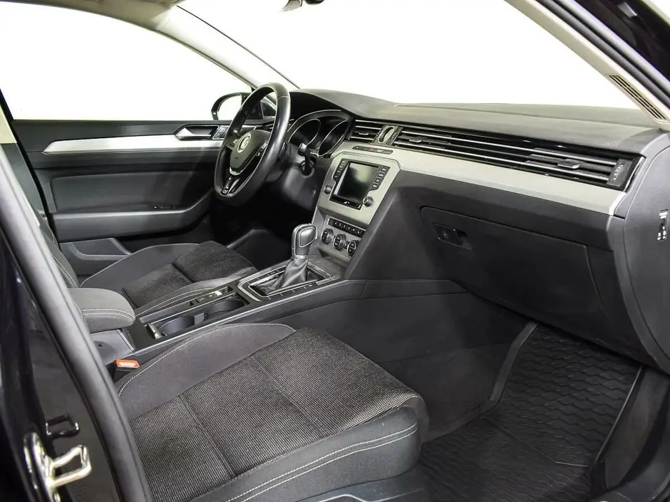 Volkswagen Passat, 2016 г.