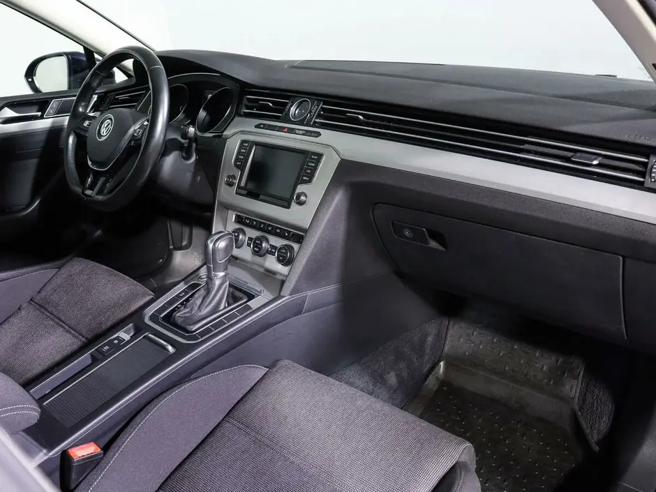 Volkswagen Passat, 2016 г.