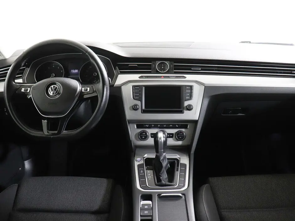 Volkswagen Passat, 2015 г.