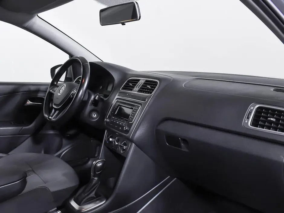 Volkswagen Polo, 2016 г.