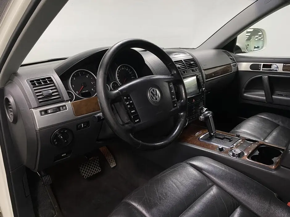 Volkswagen Touareg, 2008 г.