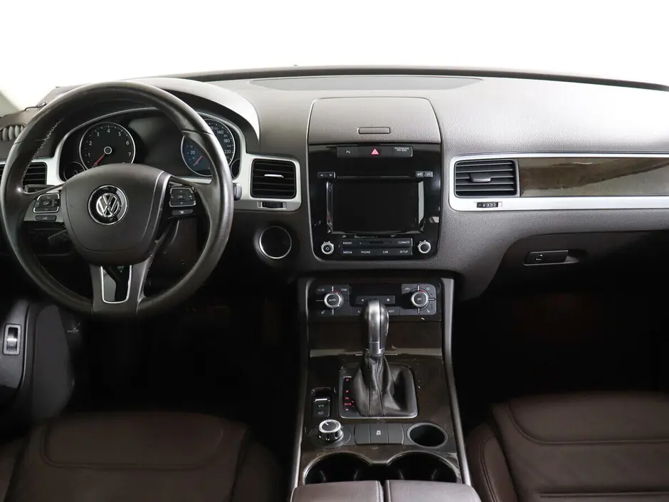 Volkswagen Touareg, 2014 г.