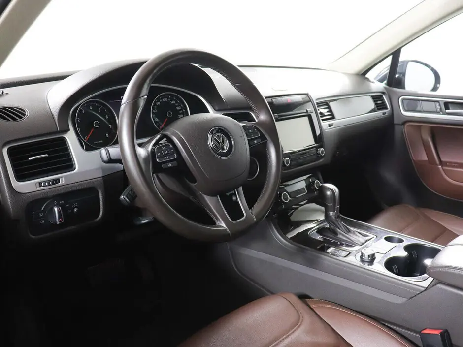 Volkswagen Touareg, 2014 г.