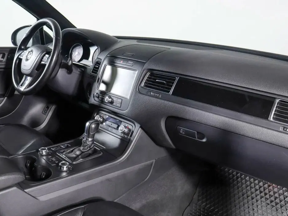 Volkswagen Touareg, 2014 г.