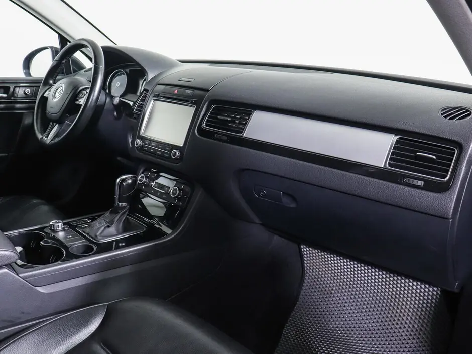 Volkswagen Touareg, 2013 г.