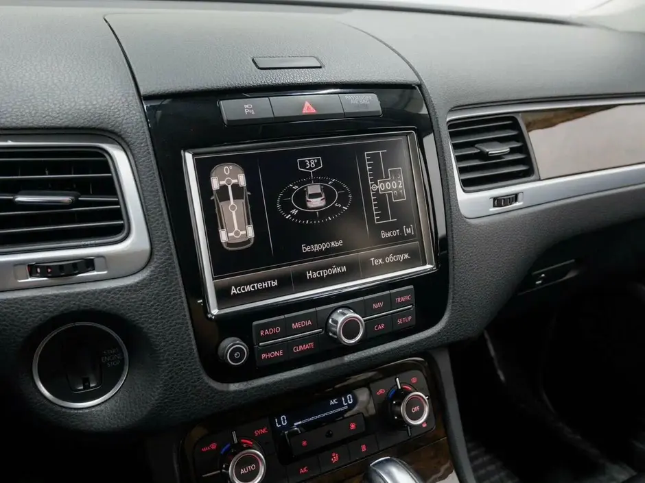 Volkswagen Touareg, 2013 г.