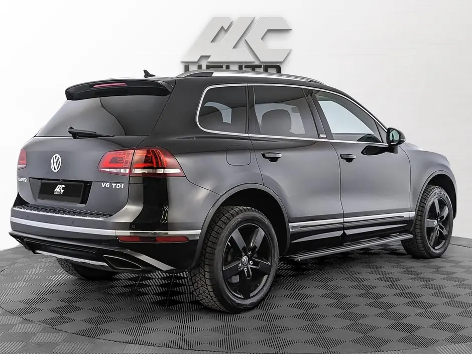 Volkswagen Touareg, 2015 г.