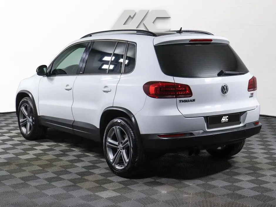 Volkswagen Tiguan, 2016 г.