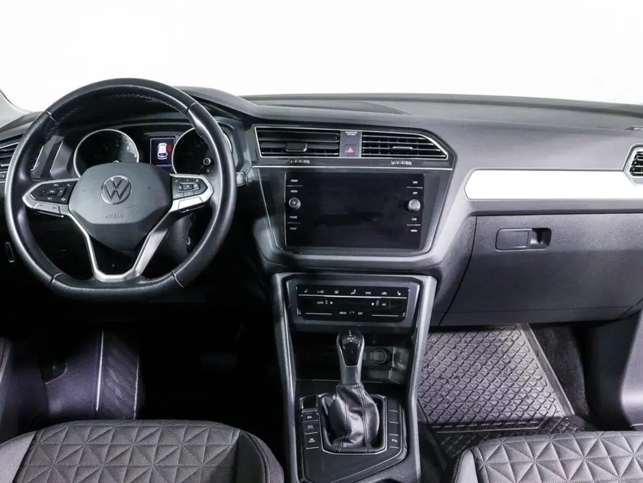 Volkswagen Tiguan, 2020 г.