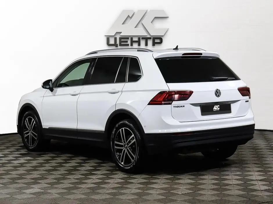 Volkswagen Tiguan, 2020 г.